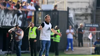 Como Coudet correr&aacute; contra o tempo para preparar Inter para Libertadores