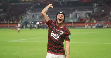Rafinha garantiu um respiro a mais ao Flamengo no segundo tempo, decisivo &agrave; virada sobre o Al-Hilal