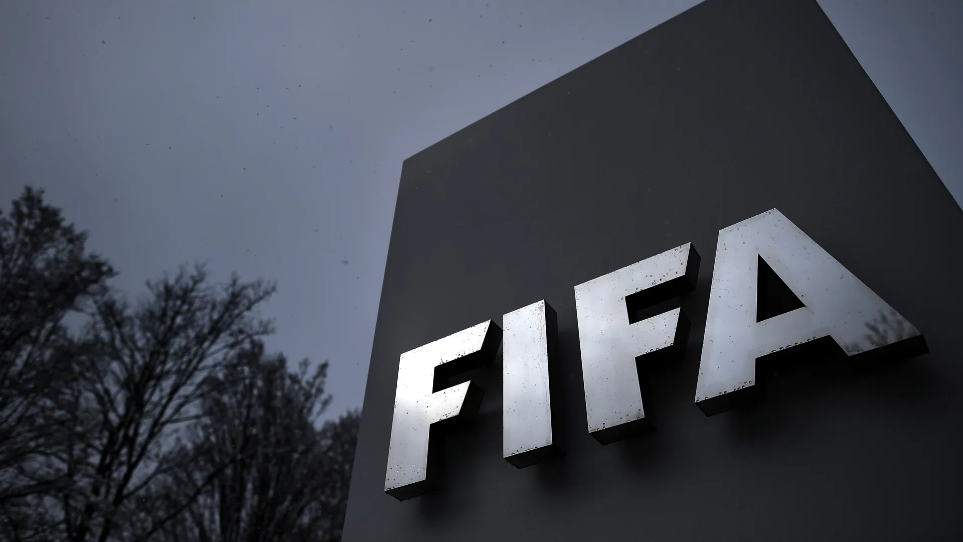 Fifa amea&ccedil;a banir jogadores de competi&ccedil;&otilde;es por sele&ccedil;&otilde;es caso atuem em poss&iacute;vel Superliga Europeia