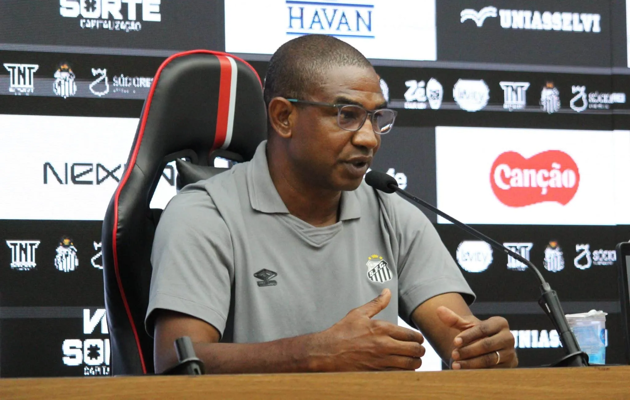 Sampaio como t&eacute;cnico do Santos 