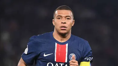 Homenagem e vaias: como foi a &uacute;ltima noite de Mbapp&eacute; pelo PSG em Paris