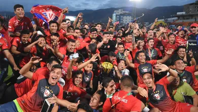 Apesar do risco de tapet&atilde;o, o Jorge Wilstermann se coroa na tumultuada edi&ccedil;&atilde;o do Clausura Boliviano