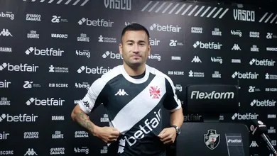 A bonita hist&oacute;ria familiar que explica a troca de nome de Jean David no Vasco