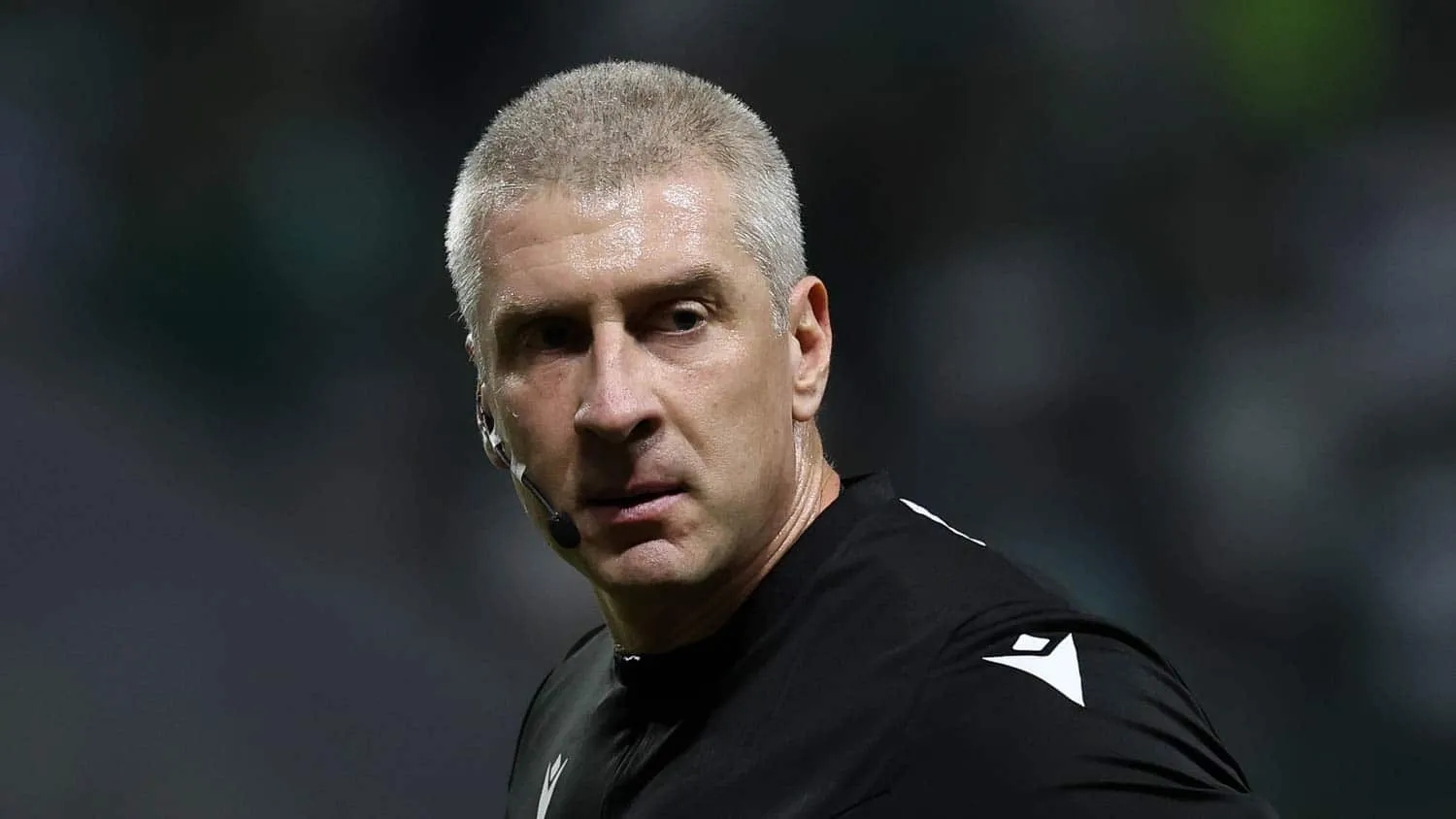 Auxiliar de Abel questiona Daronco por picotar jogo: &lsquo;N&atilde;o consegue emagrecer?&rsquo;