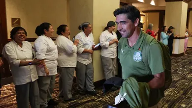 Abel cita Est&ecirc;v&atilde;o &lsquo;moleque&rsquo; antes de decis&atilde;o do Palmeiras no Mundial