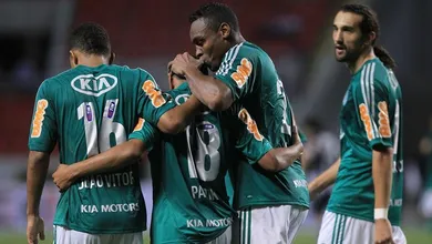 Gr&ecirc;mio e Palmeiras podem se encontrar nas quartas