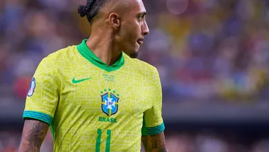 Sele&ccedil;&atilde;o: Rivaldo exalta Raphinha e destaca chute do craque do Barcelona