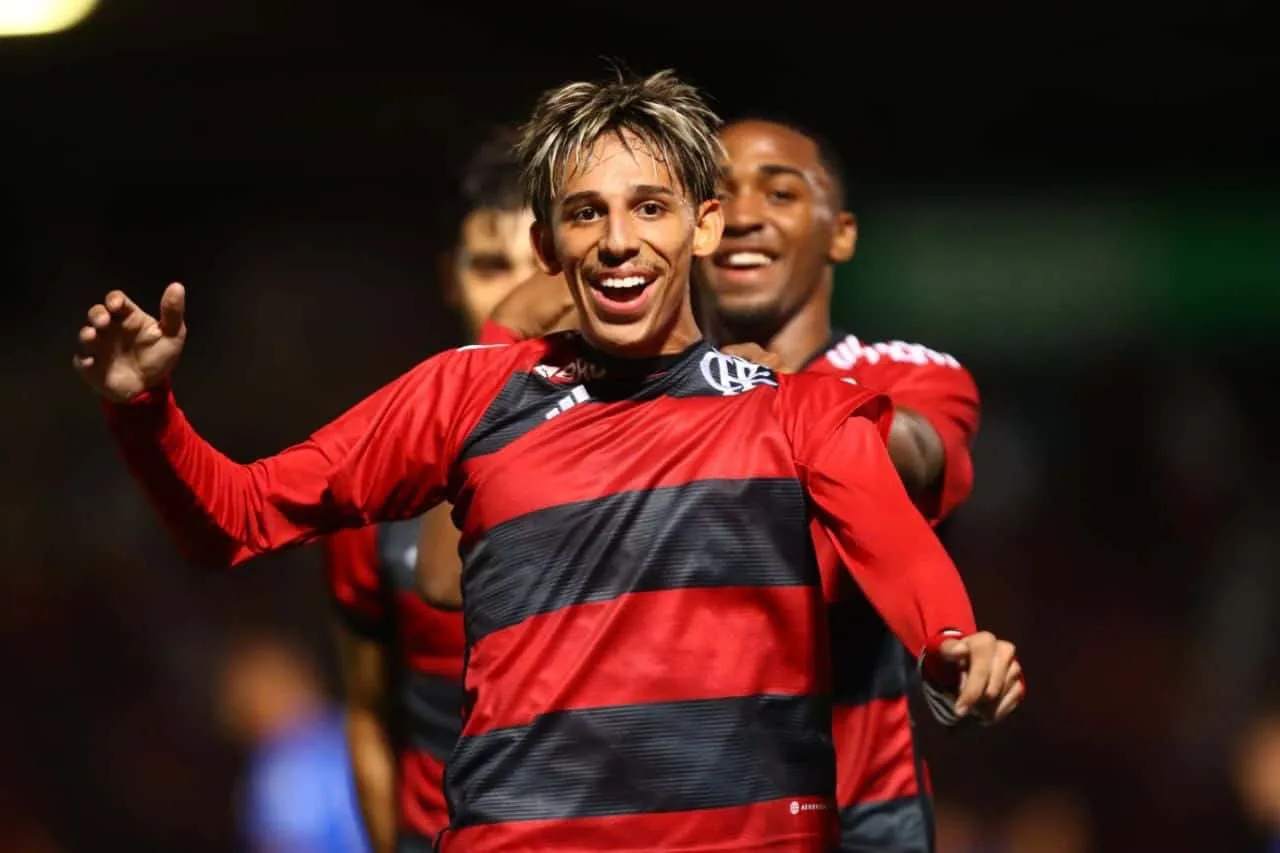 Artilheiro do Flamengo na Copinha, Werton est&aacute; de sa&iacute;da do clube em um neg&oacute;cio que faz pouco sentido