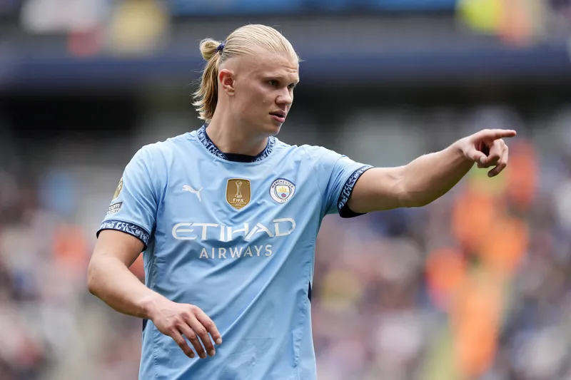 O City de Haaland, que come&ccedil;ou a temporada em alta, tamb&eacute;m estreia na Champions League em casa. Foto: Icon Sport