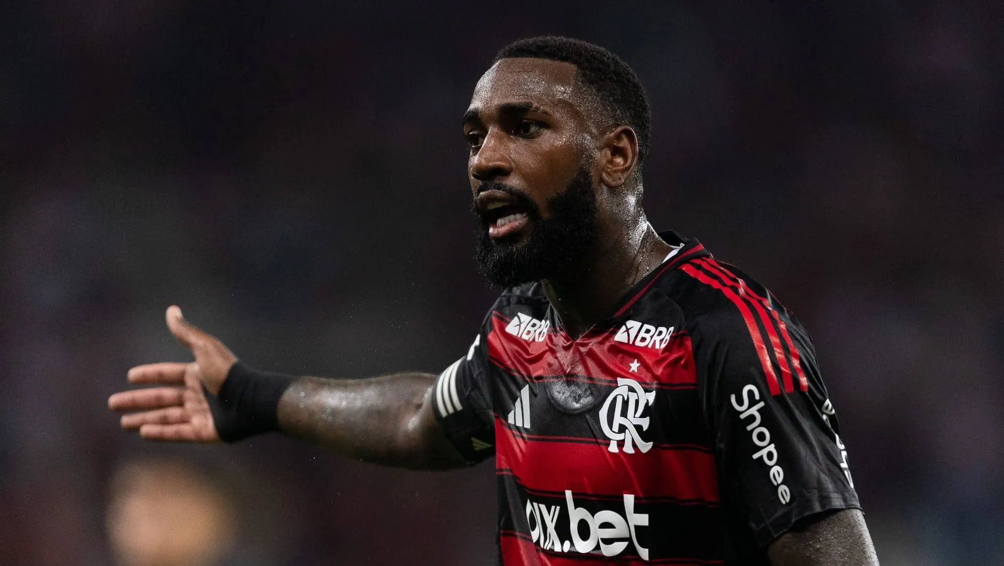 Gerson pode se afastar da Sele&ccedil;&atilde;o em meio a rela&ccedil;&atilde;o estremecida com o Flamengo