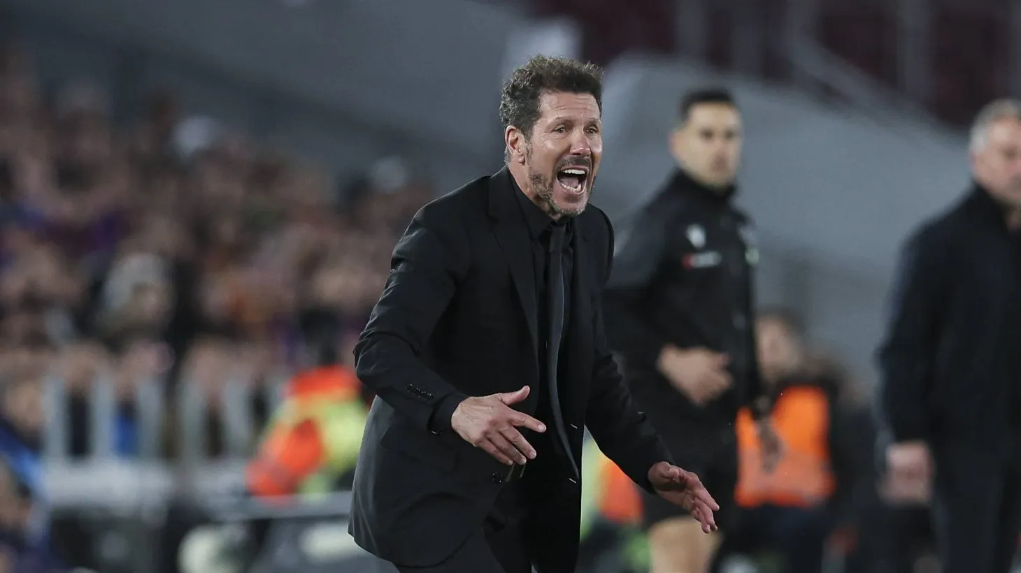 Retranca do Atl&eacute;tico com &rsquo;10 defensores&rsquo; quase sofre remontada hist&oacute;rica do Barcelona