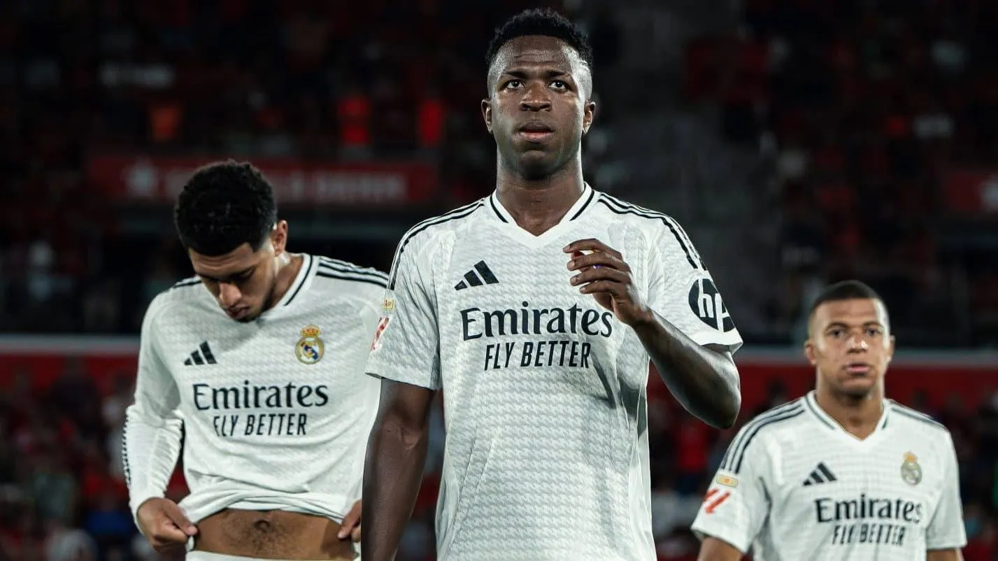 Real Madrid tenta mudar 122 anos de hist&oacute;ria para manter Mbapp&eacute;, Bellingham e Vini Jr