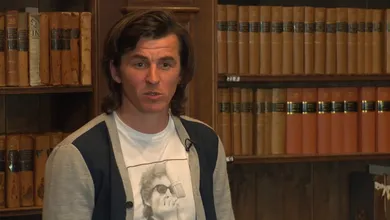 Al&eacute;m de ser casca-grossa e corneteiro, Barton tamb&eacute;m d&aacute; palestras em Oxford