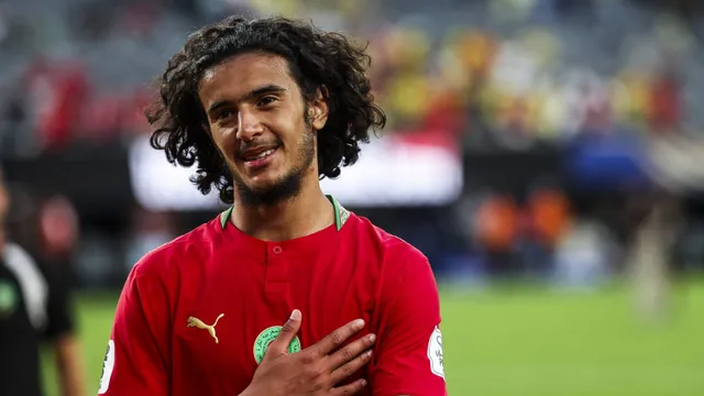 Joia do Marrocos que brilhou contra o Brasil na Copa j&aacute; negocia com gigante ingl&ecirc;s
