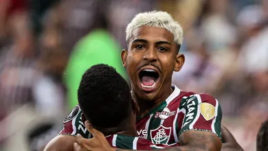 John Kennedy entra na briga por vaga de titular do Fluminense, que v&ecirc; m&aacute; fase de Cano