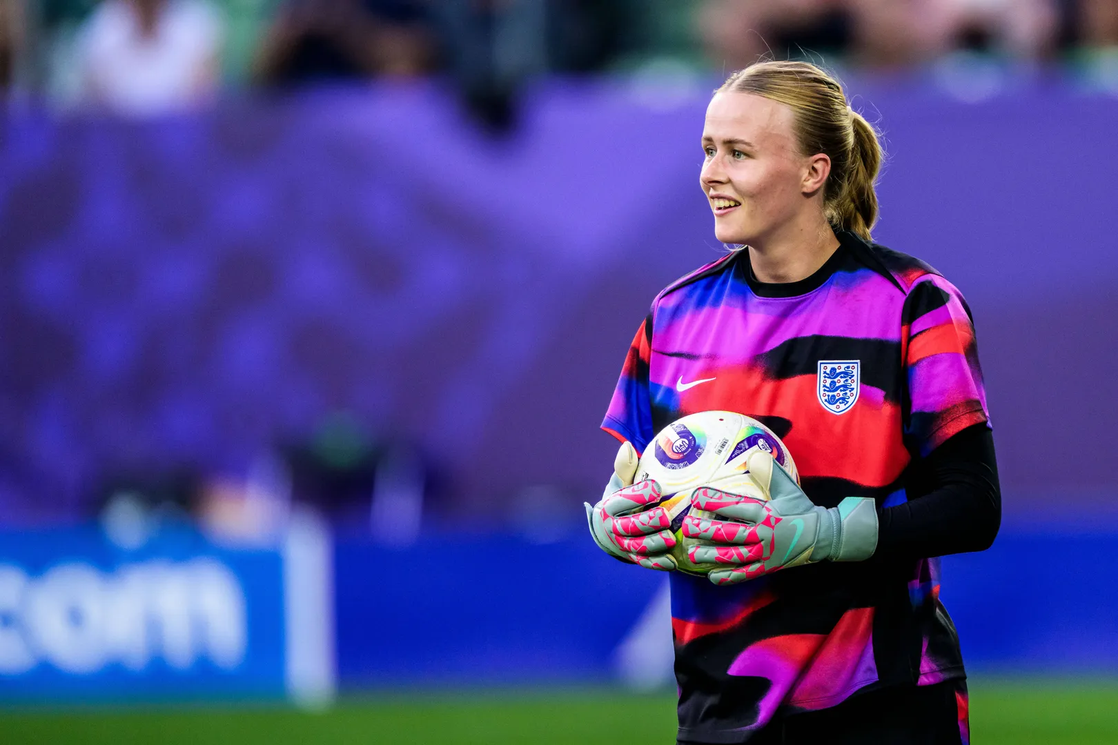 250713 Goalkeeper Hannah Hampton of England during the UEFA Women s Euro 2025 group stage football match between England