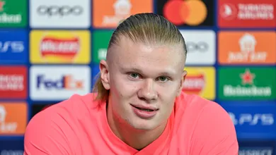 Feliz no Manchester City, Haaland n&atilde;o descarta futuro em outro lugar e fala sobre chances perdidas