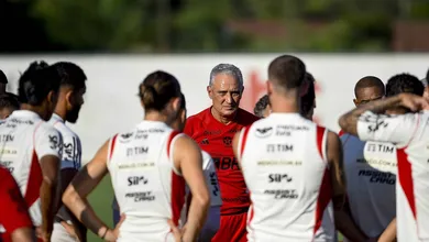 H&aacute; muito trabalho a ser feito: Flamengo volta &agrave;s atividades com desfalques, retorno importante e d&uacute;vidas