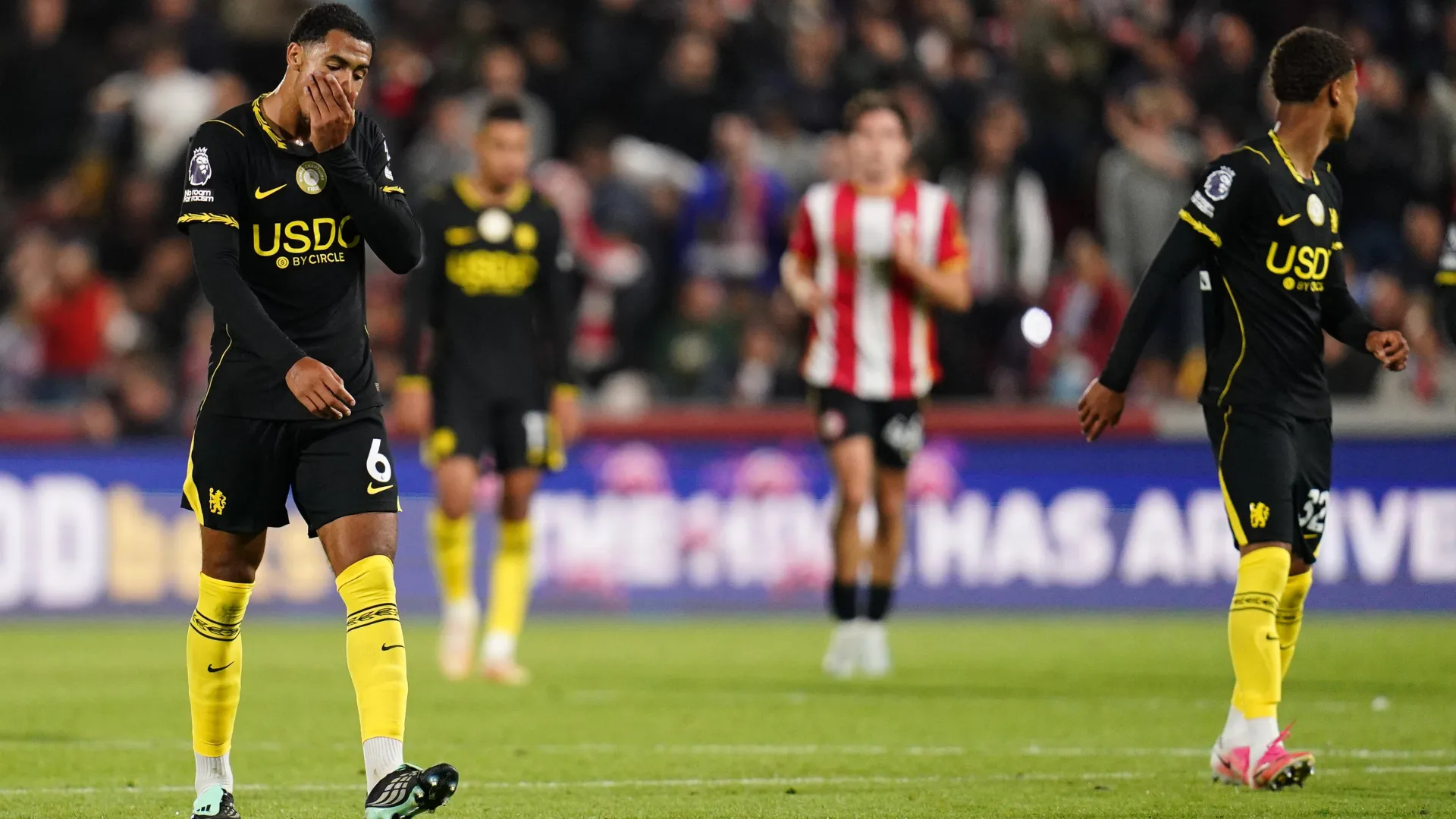 Levi Colwill, zagueiro do Chelsea, durante a partida da Premier League entre Brentford e Chelsea, no Gtech Community Stadium, em Londres, no Reino Unido, em 18 de setembro de 2026.