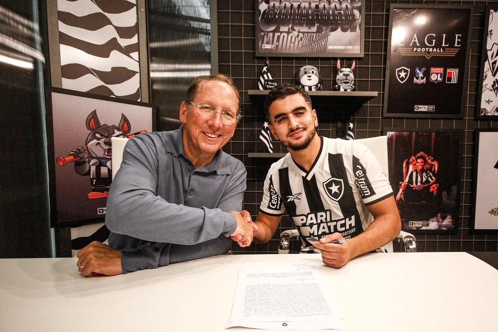 El Arouch chega ao Botafogo em interc&acirc;mbio entre clubes de Textor