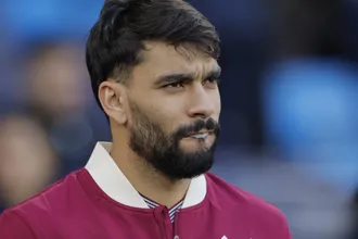&lsquo;Foi vergonhoso. Pe&ccedil;o desculpas&rsquo;: West Ham de Lucas Paquet&aacute; afunda em crise