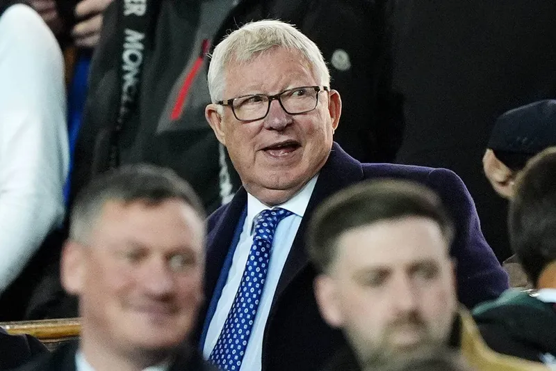 Tirar Alex Ferguson do cargo de embaixador do Manchester United trar&aacute; algum resultado pr&aacute;tico ao clube?