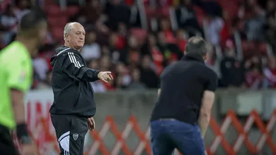 Com pitadas de Coudet e cara de Felip&atilde;o, Atl&eacute;tico-MG se encontra na temporada