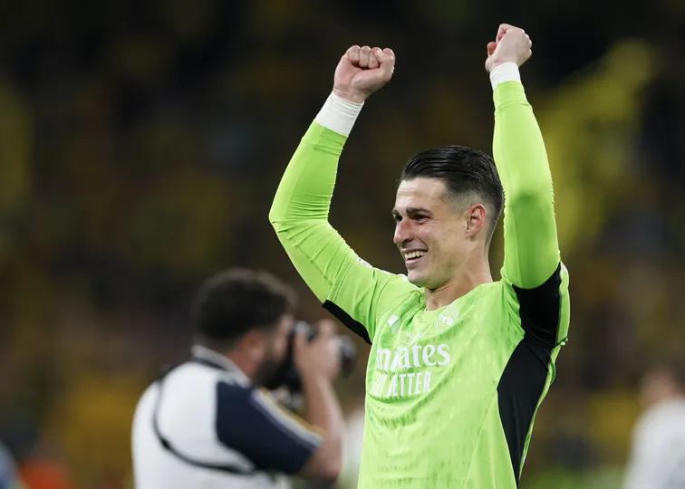 Kepa foi campe&atilde;o da &uacute;ltima Champions League pelo Real Madrid. No entanto, n&atilde;o tem espa&ccedil;o no Chelsea, que contratou mais dois goleiros