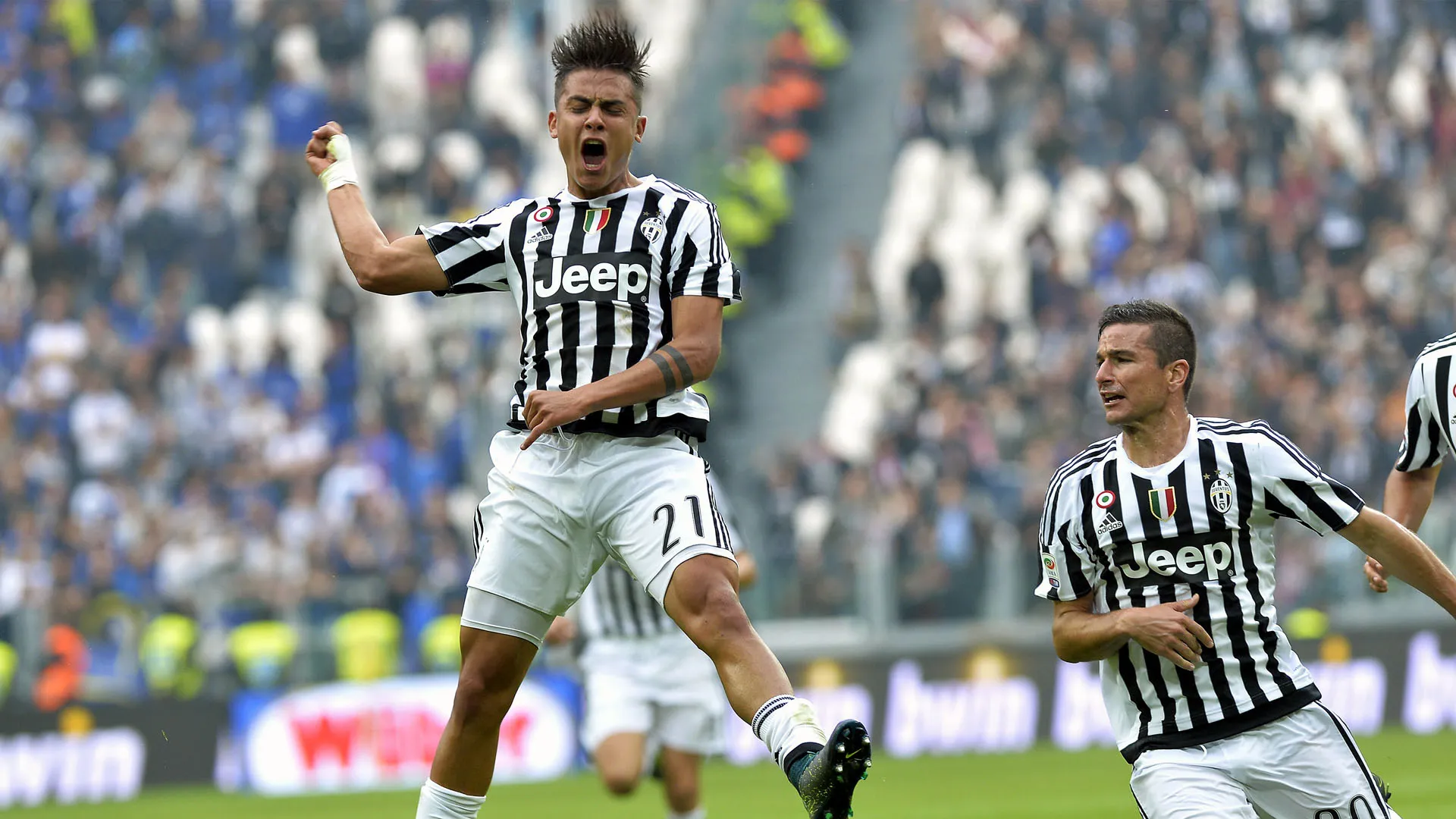 Se faltava um grande jogo de Dybala pela Juventus, ele respondeu com grande atua&ccedil;&atilde;o e gola&ccedil;o