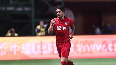 &Eacute; o Chin&ecirc;s, mas n&atilde;o se nega a categoria de Alexandre Pato nesta bel&iacute;ssima tripleta