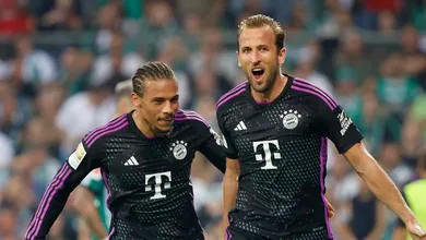 Kane teve uma estreia completa na Bundesliga e comandou a goleada sobre o Bremen