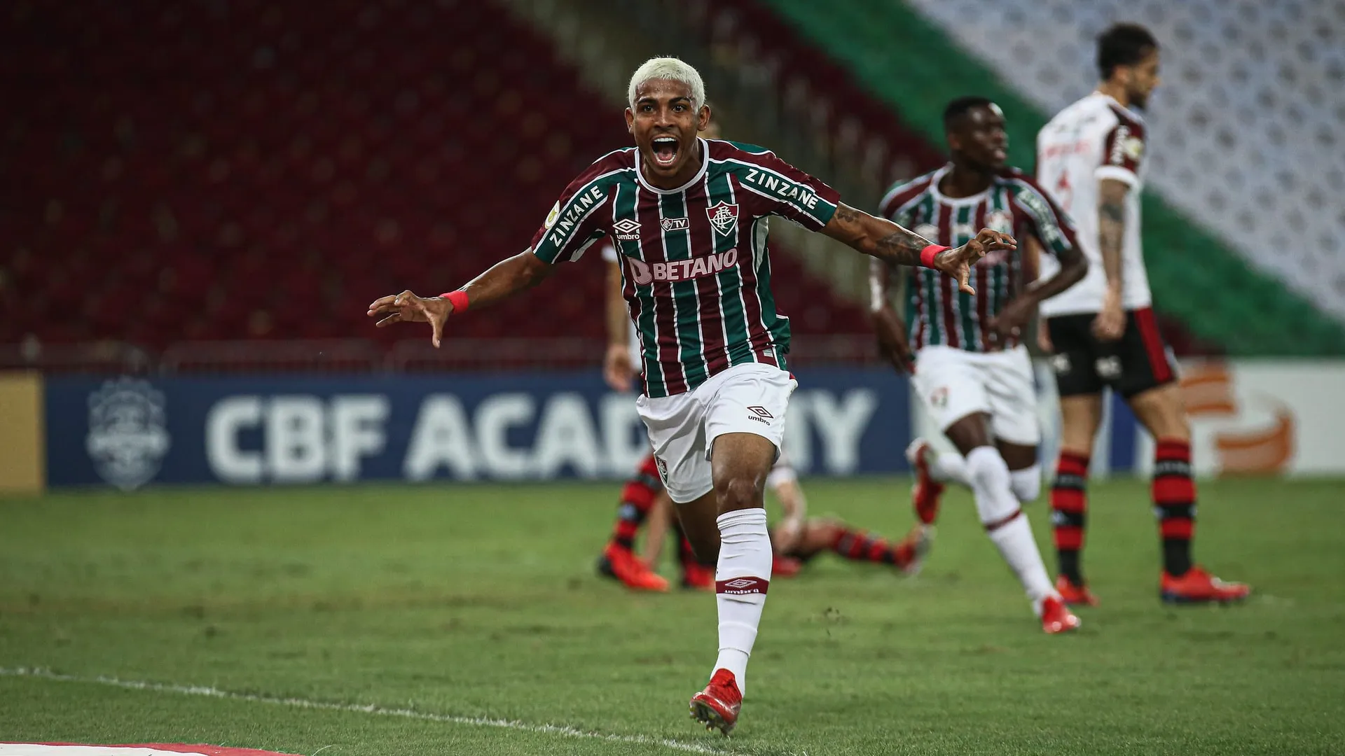 John Kennedy j&aacute; marcou 13 vezes pelo Fluminense sobre o Flamengo desde as divis&otilde;es de base em Xer&eacute;m - Foto: LUCAS MER&Ccedil;ON / FLUMINENSE F.C.