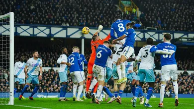 Everton e Crystal Palace fizeram jogo franco e equilibrado, e o empate acabou frustrando os planos dos dois