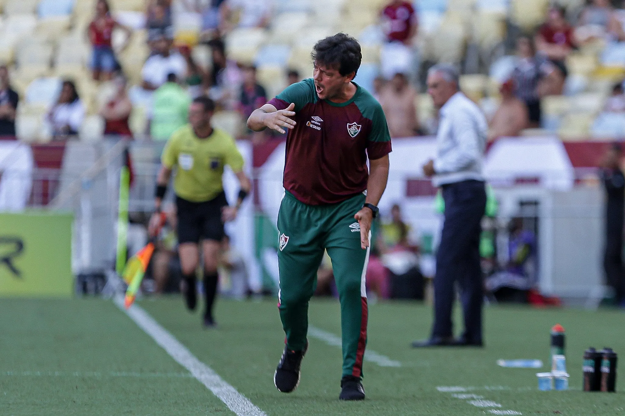 Diniz pondera calor e cansa&ccedil;o, mas v&ecirc; justi&ccedil;a em vit&oacute;ria do Flamengo sobre o Fluminense