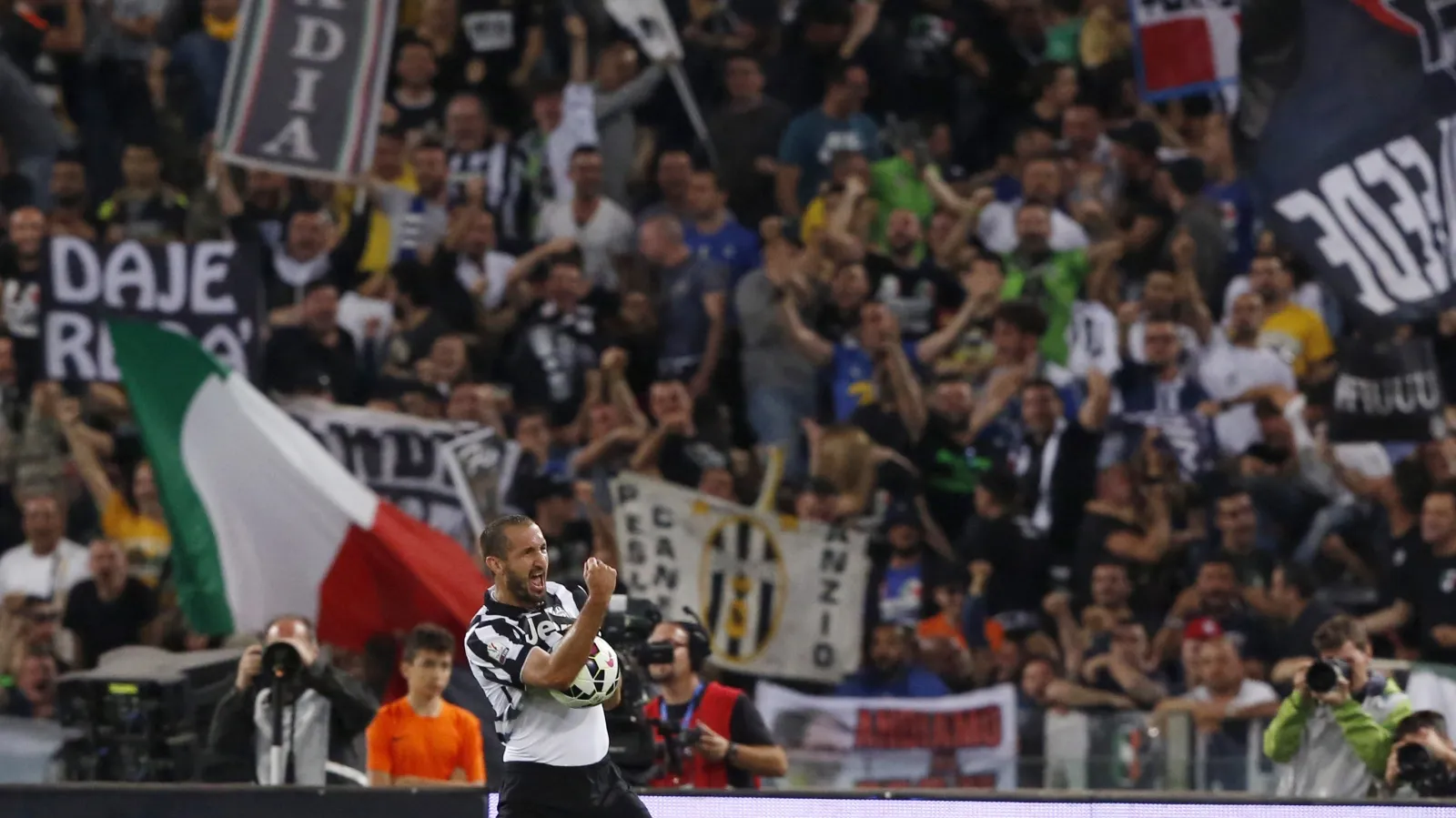 A conquista da Copa da It&aacute;lia garantiu um feito raro &agrave; Juve: sua terceira dobradinha nacional