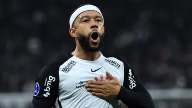Presidente do Corinthians j&aacute; tem plano definido para resolver d&iacute;vida milion&aacute;ria com Memphis