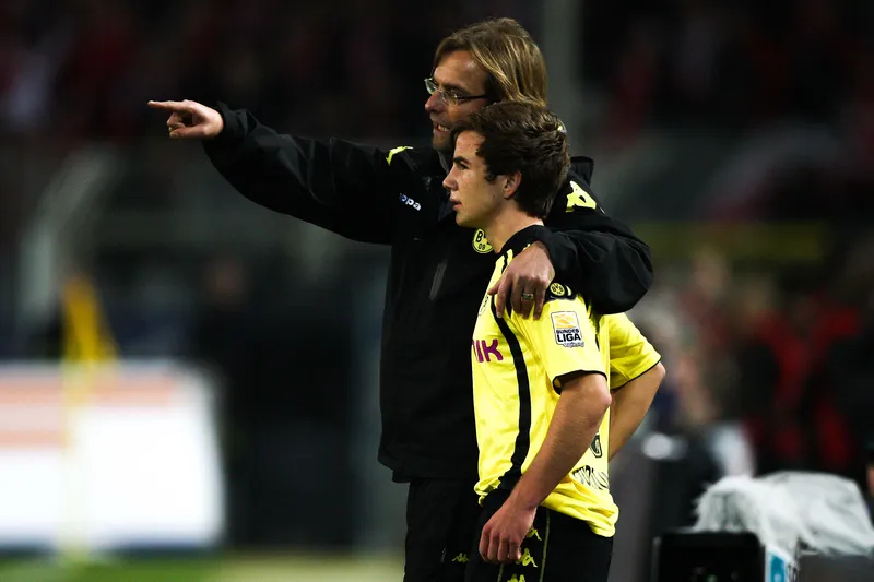 A estreia de Mario G&ouml;tze na Bundesliga pelo Borussia Dortmund, em 2009. Foto: Icon Sporta