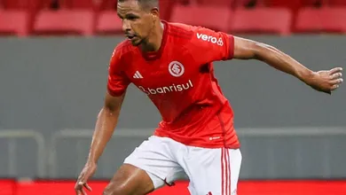 Estreia mostrou que condi&ccedil;&atilde;o f&iacute;sica n&atilde;o deve ser problema para Fernando no Internacional