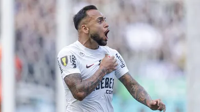 Maycon chega aos 200 jogos em alta, pegando carona na boa fase do Corinthians de Ant&oacute;nio Oliveira