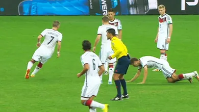 Lembra do trope&ccedil;o de M&uuml;ller na Copa? No treino, aquela falta ensaiada deu certo