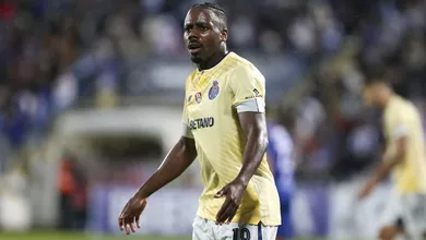 Como joga Manaf&aacute;, lateral que o Botafogo quer trazer de Portugal