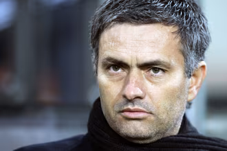 &lsquo;Era tentador&rsquo;: Como Mourinho quase convenceu Gerrard a sair do Liverpool