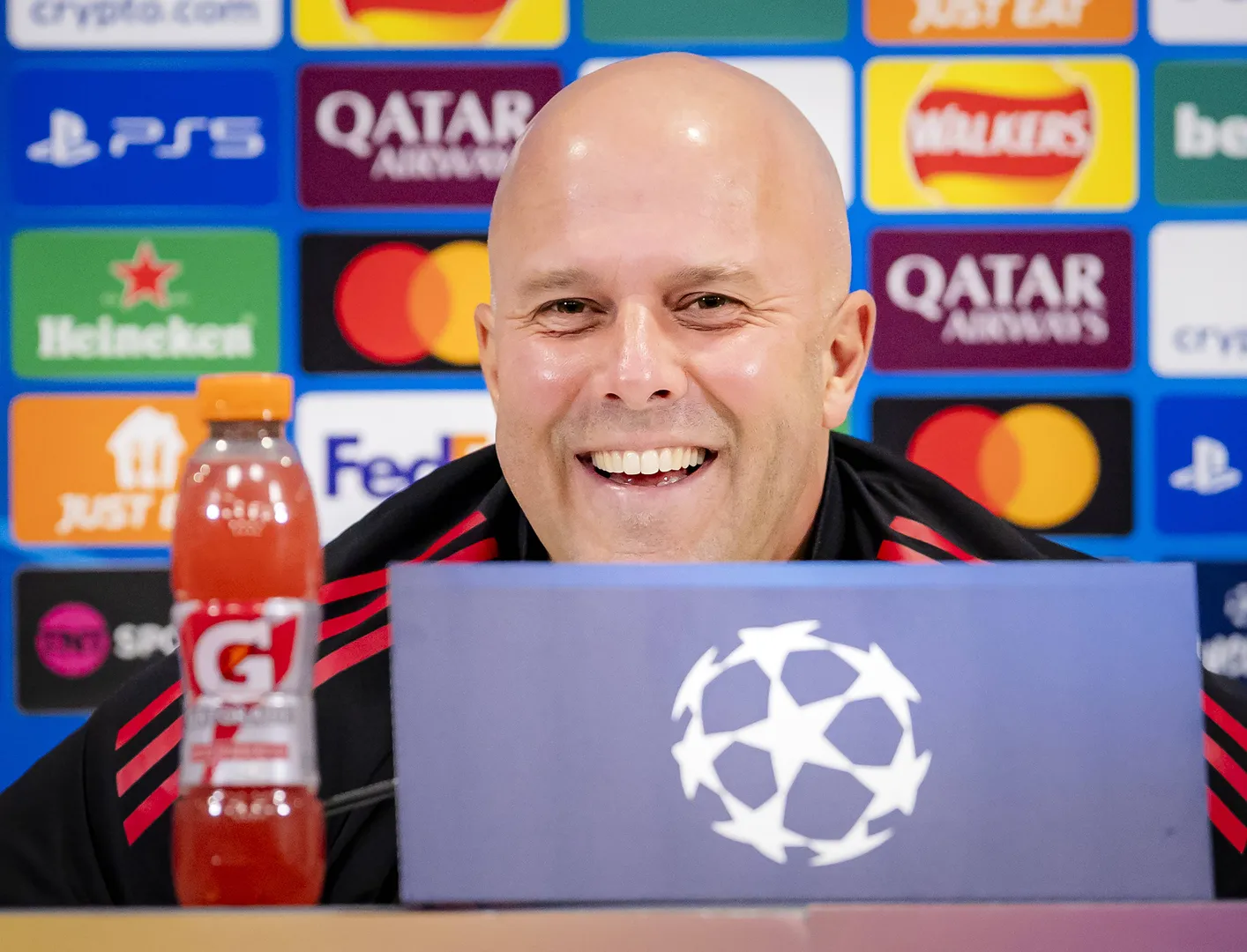 Arne Slot, t&eacute;cnico do Liverpool