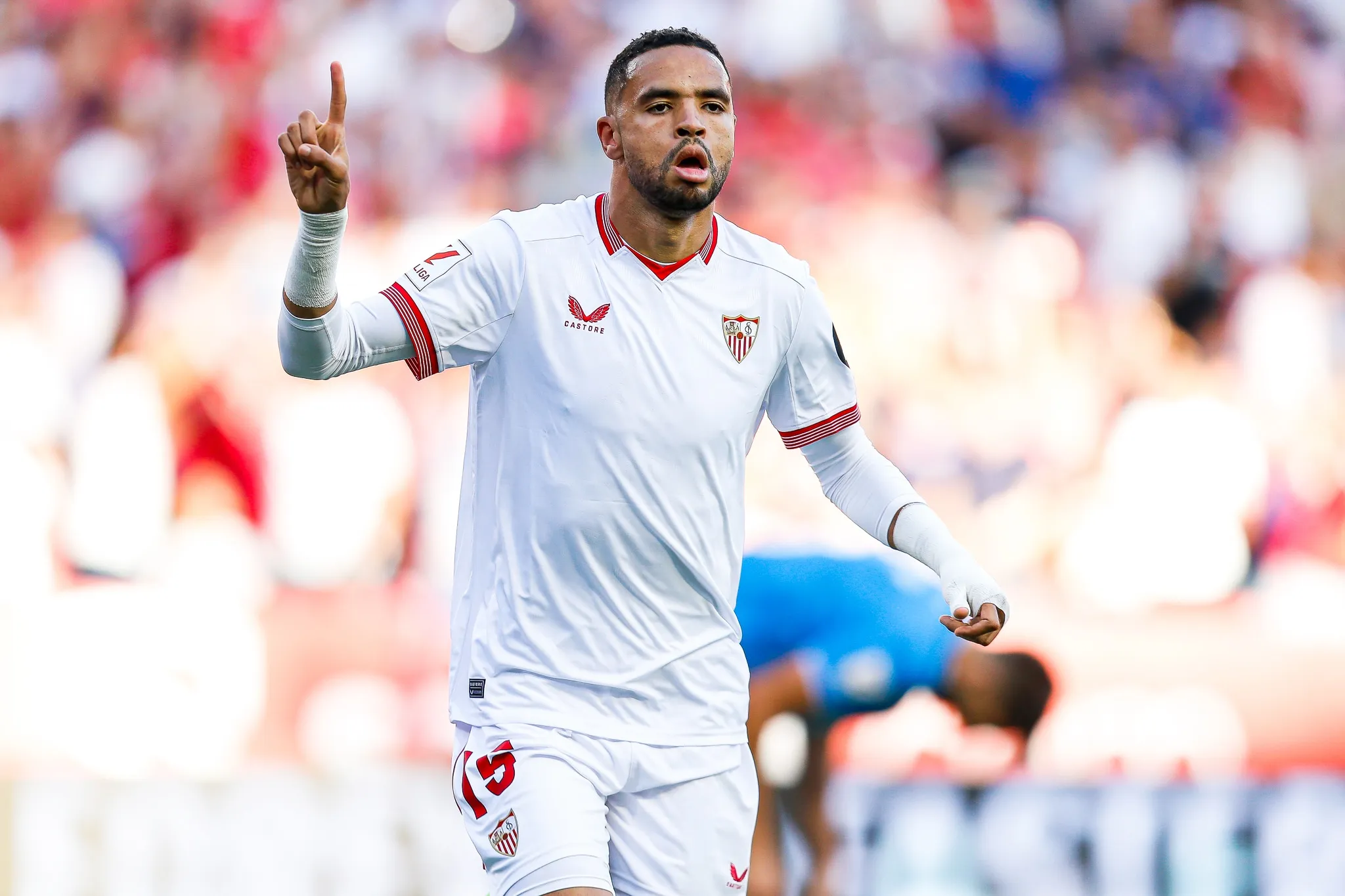 Refer&ecirc;ncias decidem em vit&oacute;ria contra a Real Sociedad, e Sevilla se afasta da zona de rebaixamento