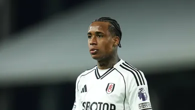 T&eacute;cnico faz elogios, mas cobra brasileiro no Fulham: &lsquo;N&atilde;o o contratamos para jogar 15 minutos&rsquo;