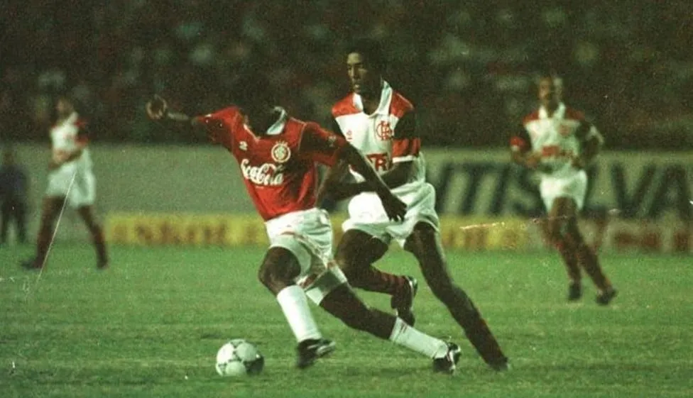 Era uma vez na Am&eacute;rica: como foram os duelos entre Flamengo e Inter pela Libertadores 1993
