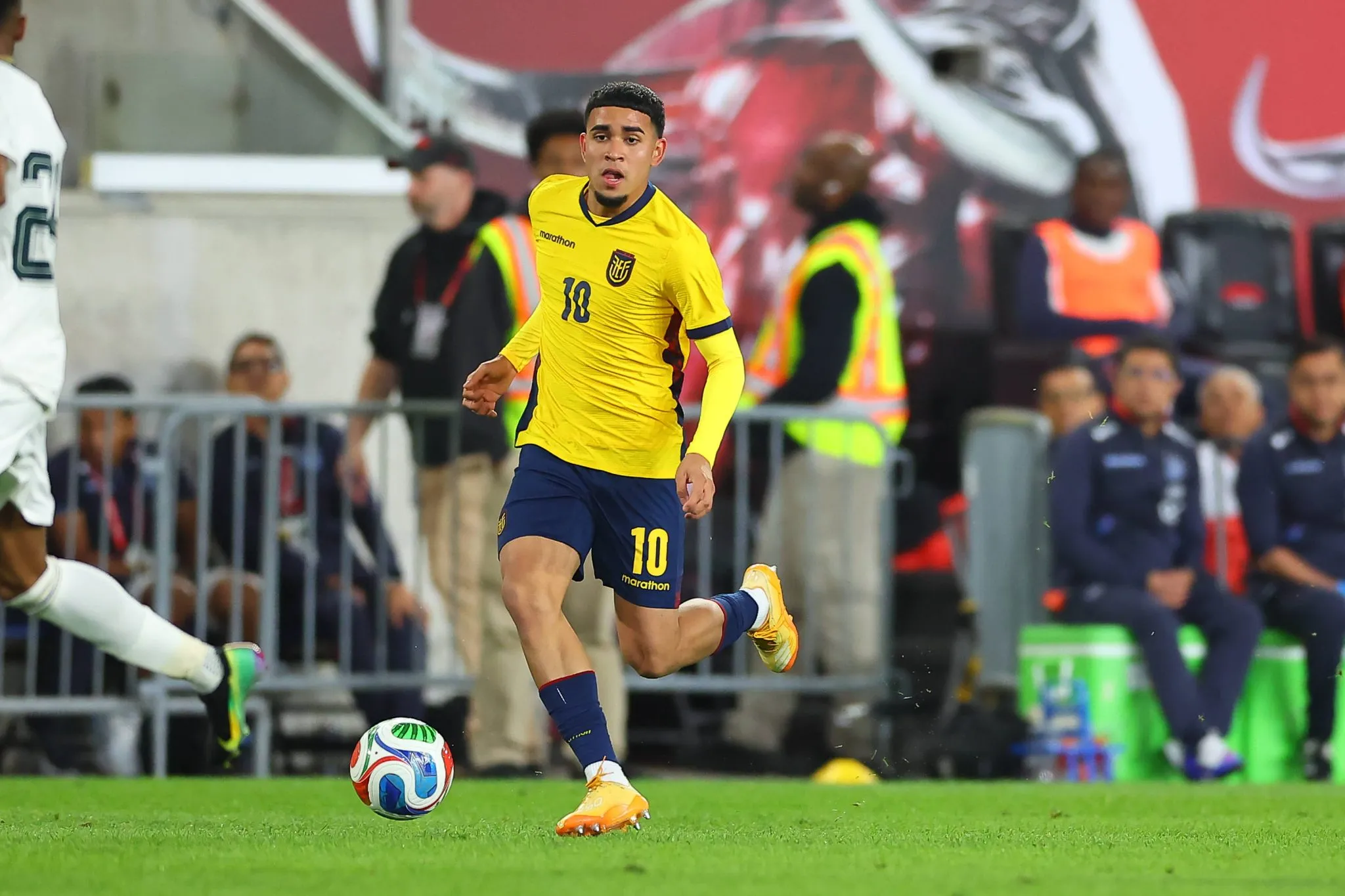Kendry Paez pela sele&ccedil;&atilde;o do Equador