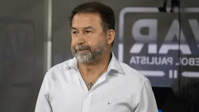 O que pode acontecer com Augusto Melo ap&oacute;s reprova&ccedil;&atilde;o das contas no Corinthians?