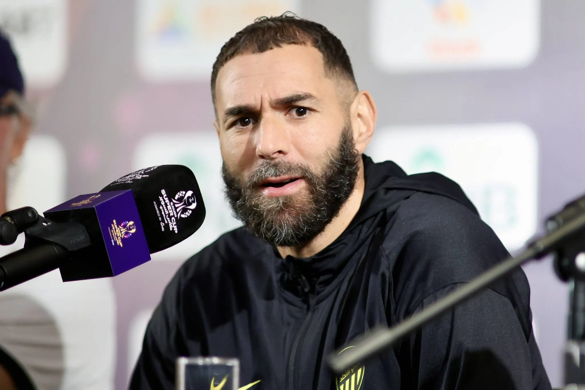 Por que Benzema n&atilde;o p&ocirc;de voltar ao futebol franc&ecirc;s ap&oacute;s rescindir com o Al-Hilal?