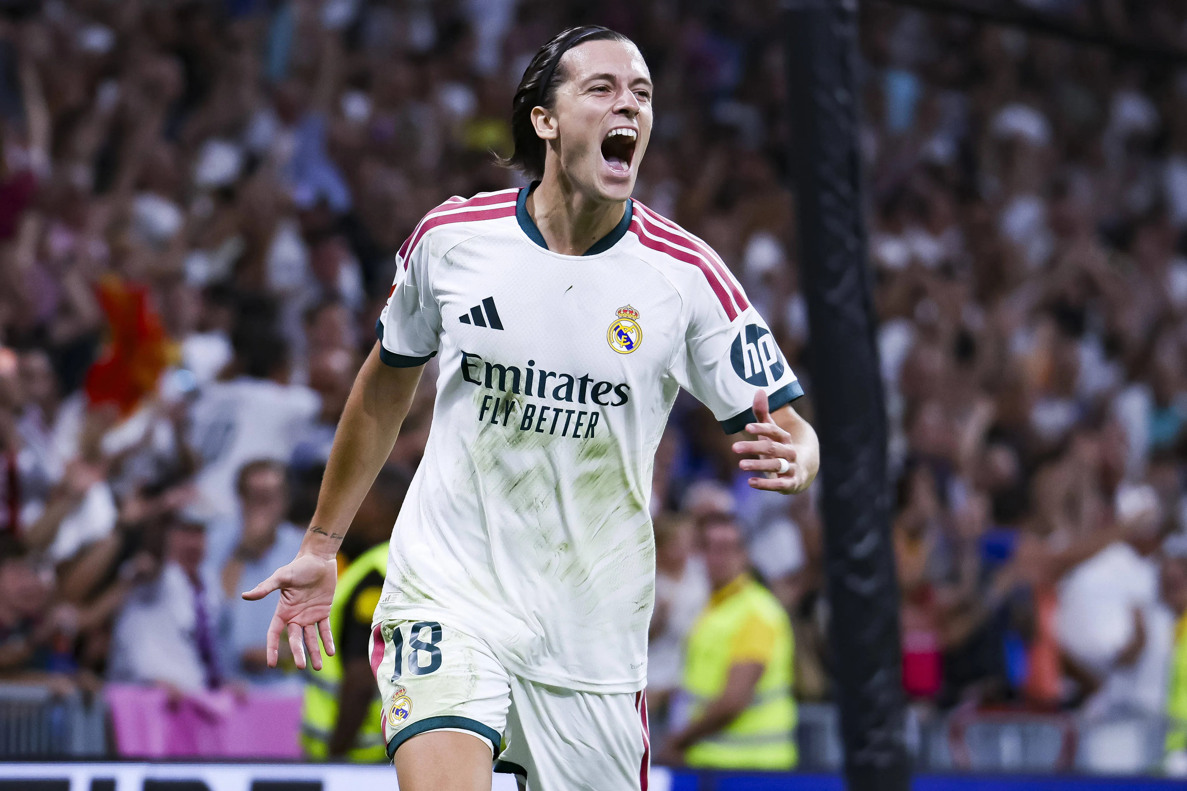 &Aacute;lvaro Carreras celebra gol pelo Real Madrid